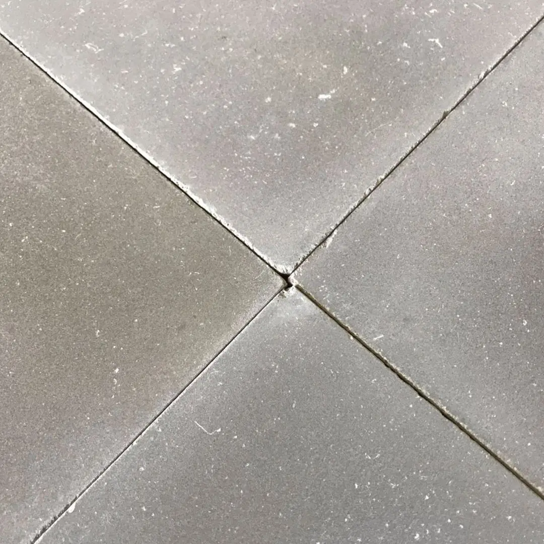 carreau de ciment gris