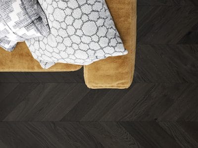 Faire le choix d'un parquet foncé