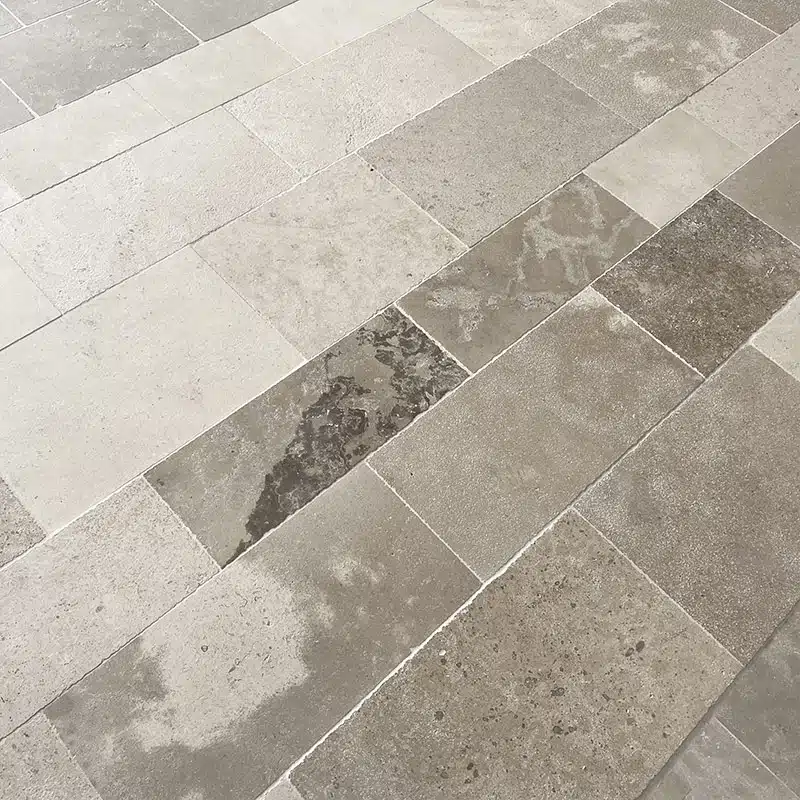 Dallage beige vieilli Angoulême