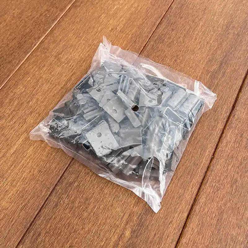 MOSO clips + vis démarrage